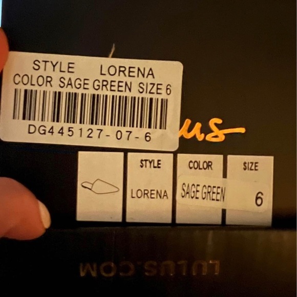 Never been worn shoes - Picture 2 of 3